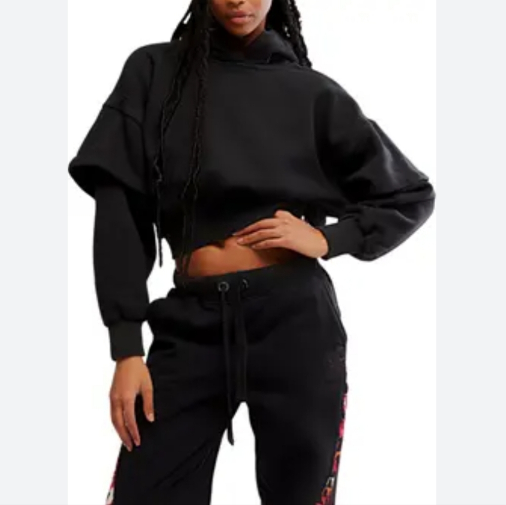 NWT FREE PEOPLE Snow Flow Crop Hoodie Black Size XL